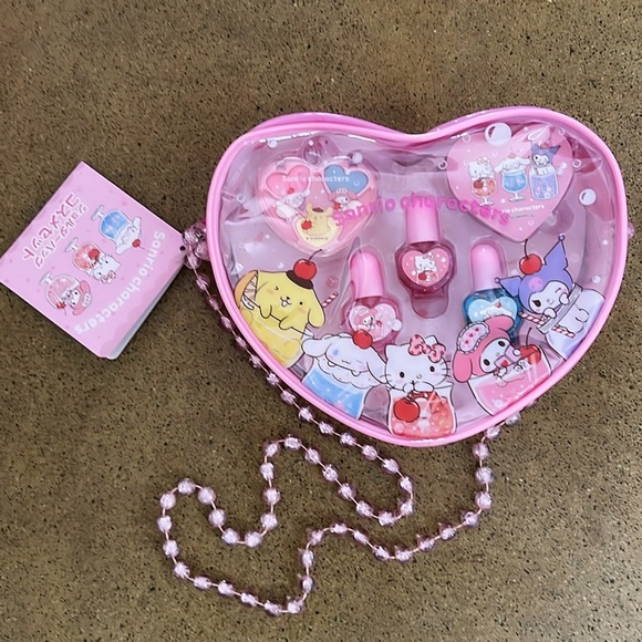 NEW Hello Kitty Sanrio Characters Fruit Soda Makeup Set Shoulder Cosmetic Bag - Picture 9 of 9